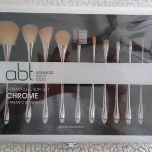 New, Professional, Ltd. Ed., Chrome "Advanced Beauty Tools" Cosmetic Brush Set